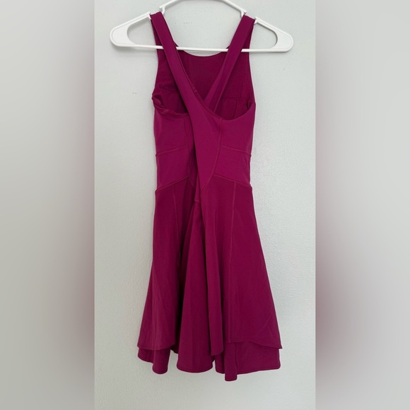 Lululemon Court Crush Dress DESIGNED FOR TENNIS Sz 4 - Picture 3 of 4